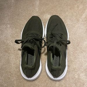 Adidas Swift Run Sneaker